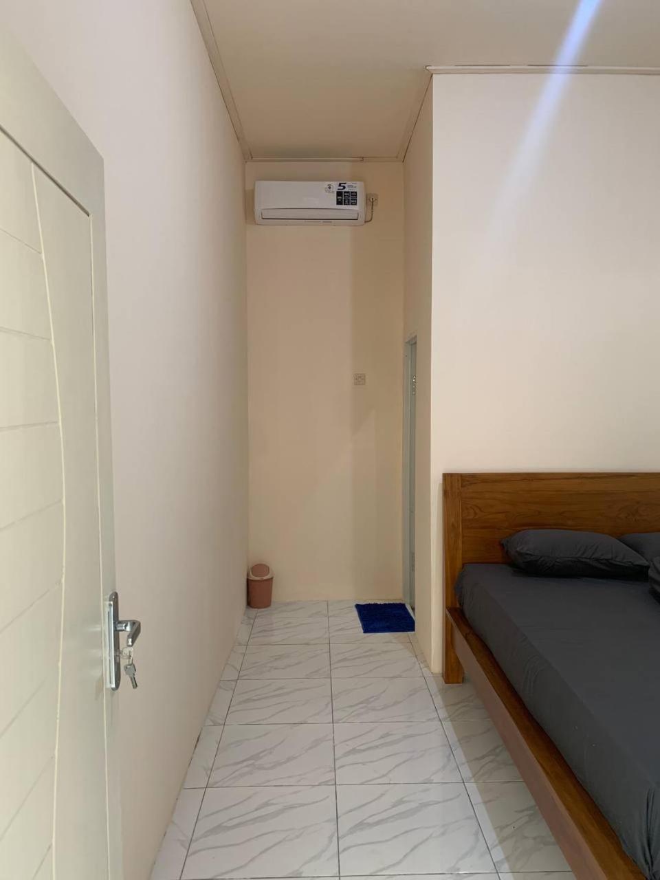 Dikky Guest House Near Bangsal And Sira Pemenang Zewnętrze zdjęcie